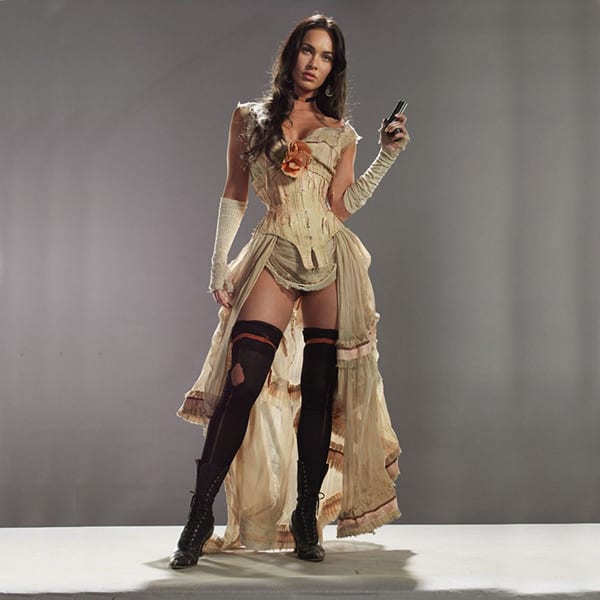 Costume Mistakes In Movies