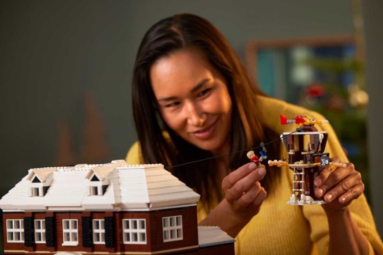 Home Alone LEGO Set