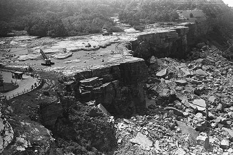 Drained Niagara Falls