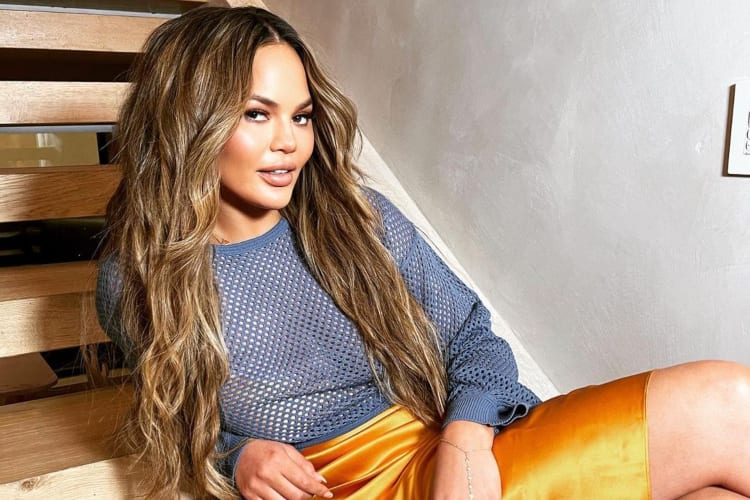 Chrissy Teigen Leaves Twitter