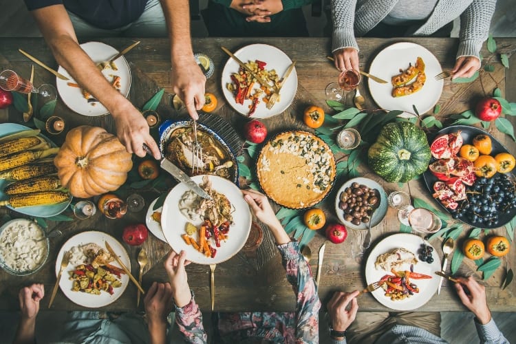 How To Host A Successful Zoom Thanksgiving