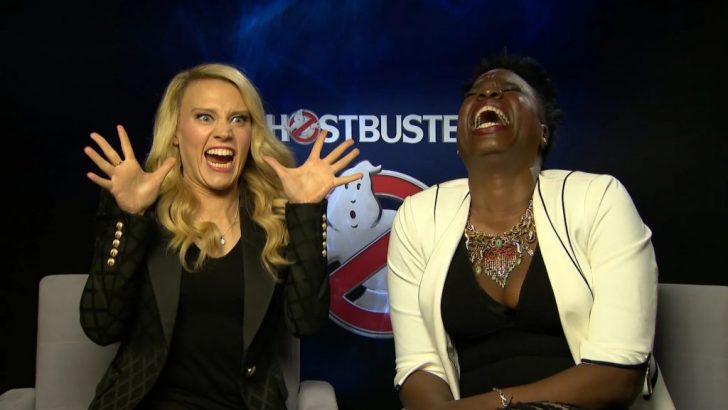 Leslie Jones and Kate McKinnon