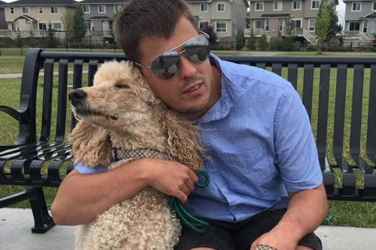 Blind Man Asks For Dog Descriptions