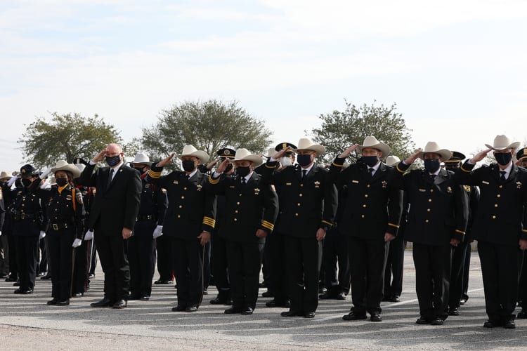 Texas Police Storms Help